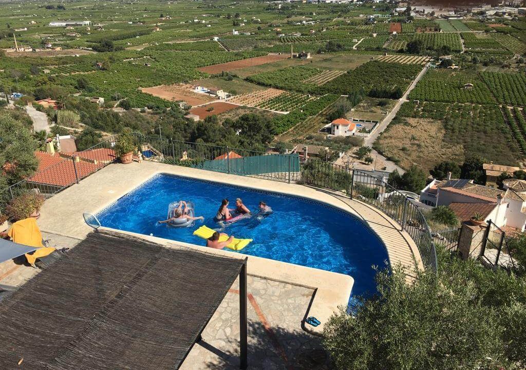 Testimonial - Derek & Michaela - Swimming pool